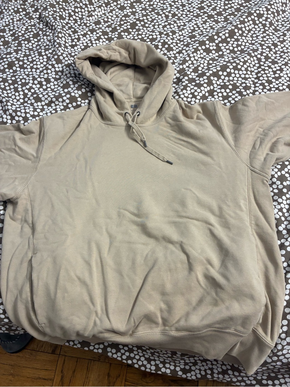 Uniqlo Men's Hoodie in Tan